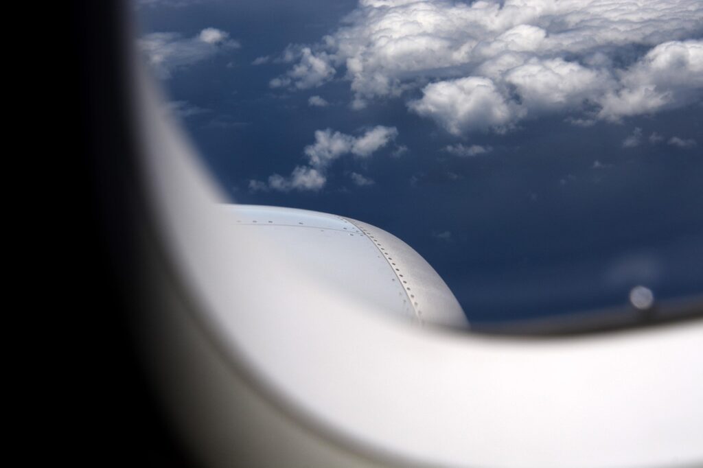 ポータブル電源を飛行機に持ち込む際の注意点は？