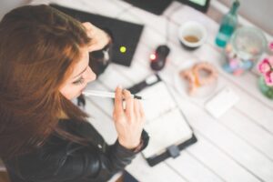 沖縄でのワーケーションは女性ひとりでも快適に過ごせる？