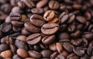ワーケーションでカフェ作業をする際の注意点は？