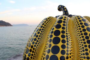 直島でのワーケーションは女性におすすめ？快適に過ごすためのポイントとは？